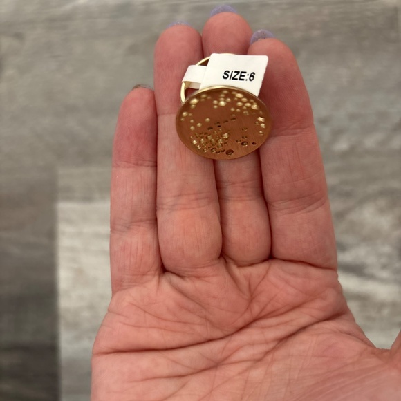 Sienna Ring Gold - Luxurious 18K Gold Statement Piece – DUCETT Sienna Ring  Gold